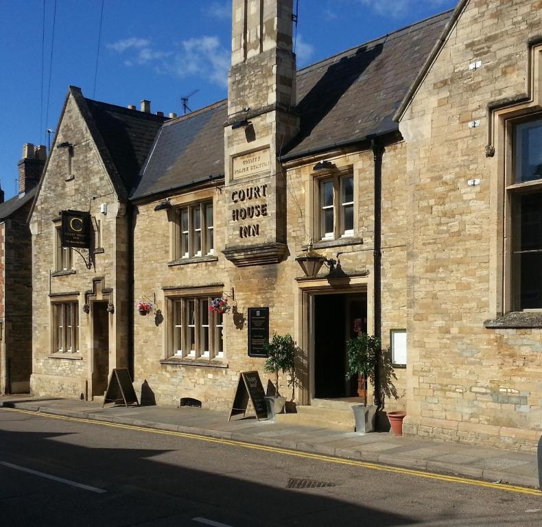 The Court House Inn Thrapston  Kültér fotó